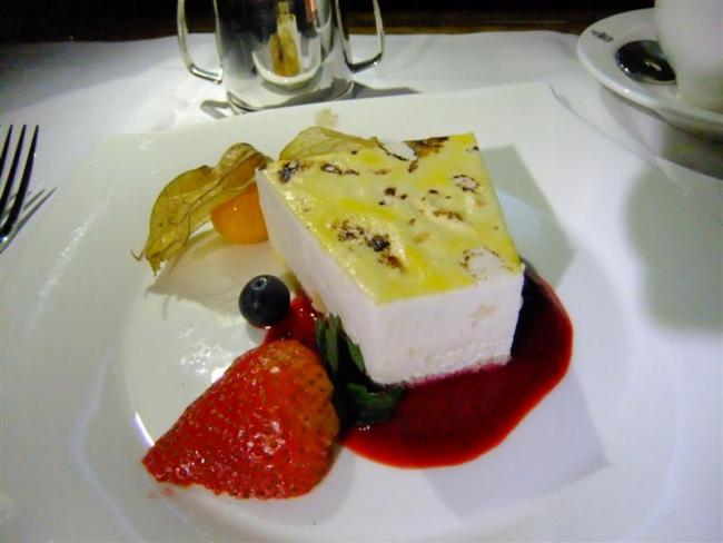 DSCF9920 (Medium).JPG